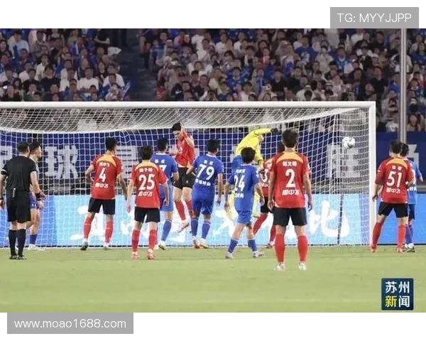 南京足球队转型之路的真实故事与背后奋斗的精神追寻 南京足球队转型之路的真实故事与背后奋斗的精神追寻